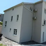 Apartmani Tolj